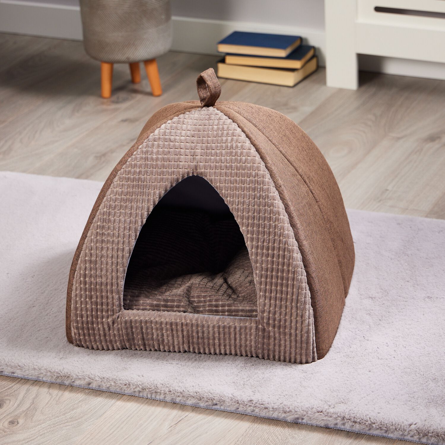 Cleo hot sale cat bed