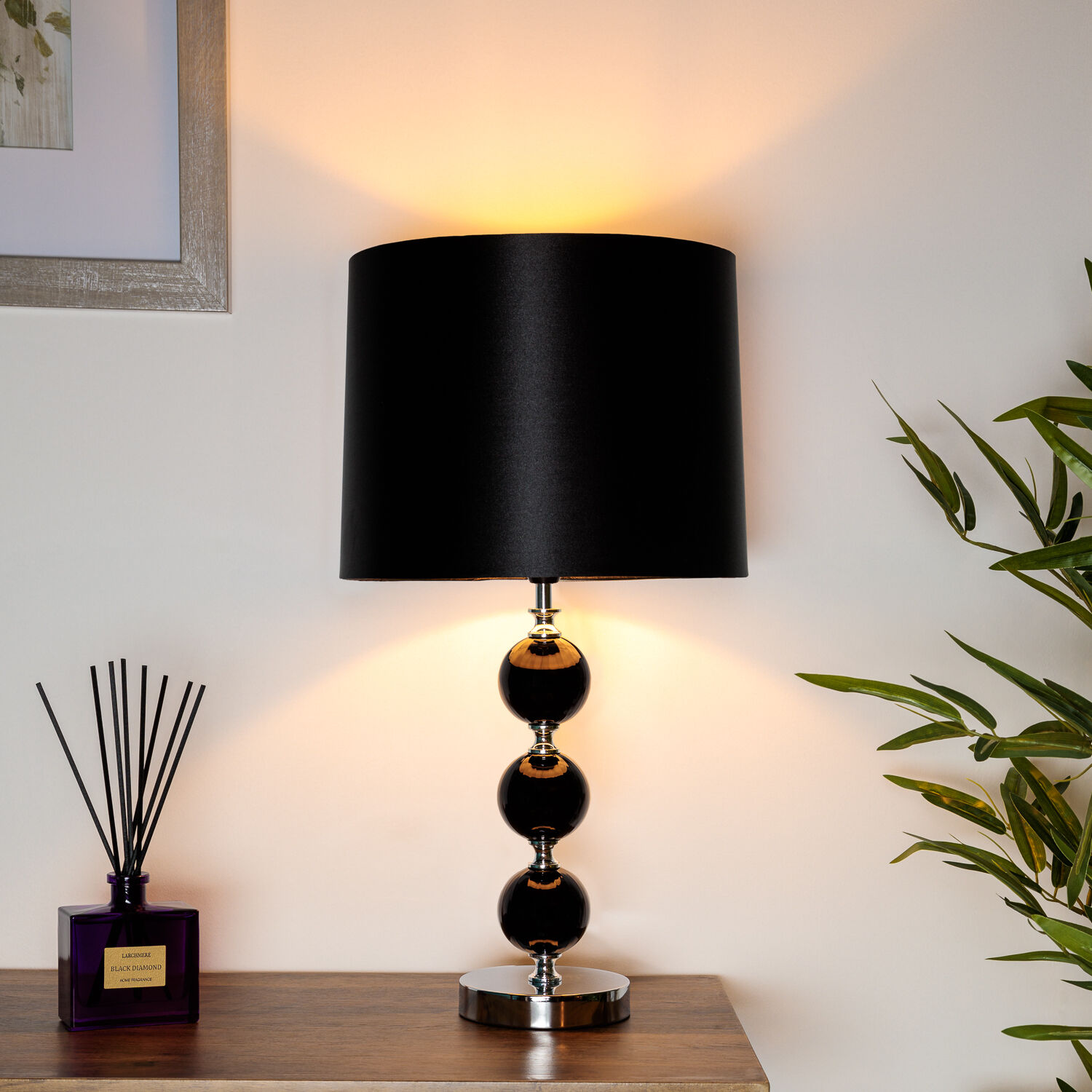 3 glass ball table lamp