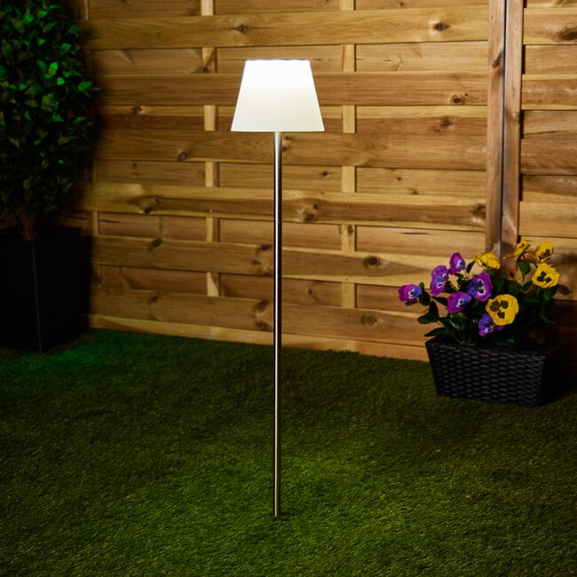 Tavera Tall Garden Solar Light