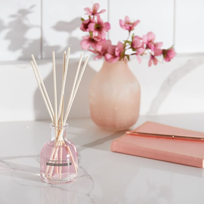 Yankee Candle® Reed Diffuser Sugared Blossom