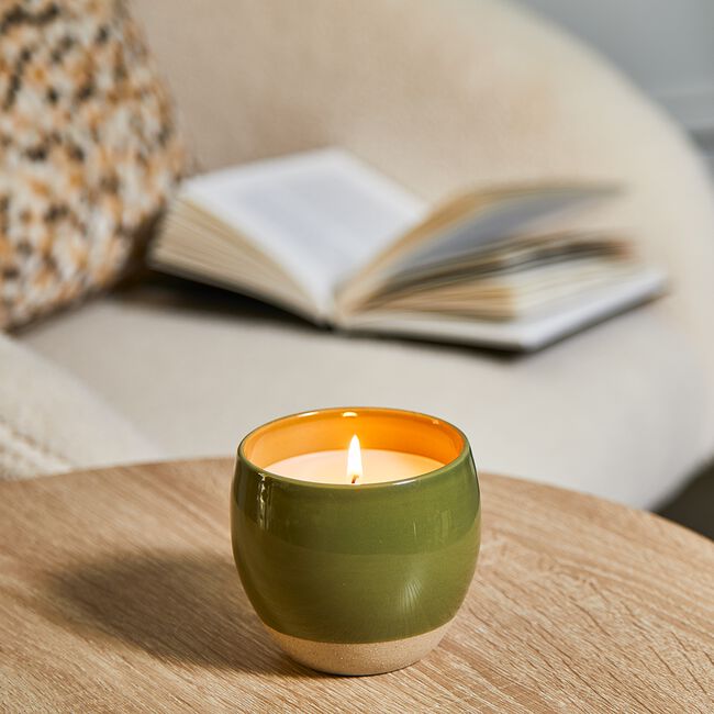 Nature Escape Eucalyptus & White Woods Candle