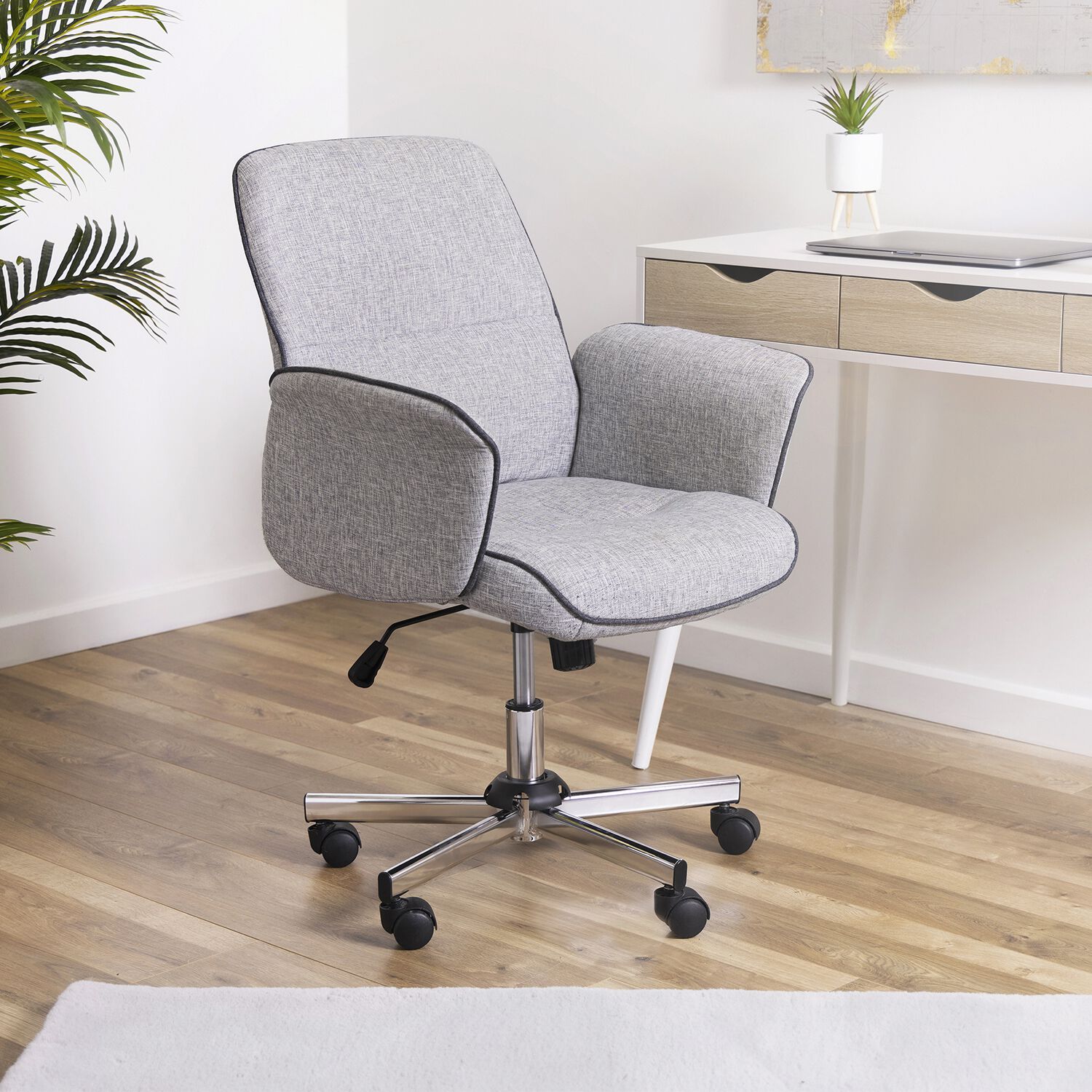 habitat reade mesh office chair