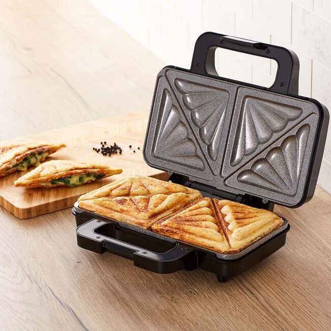 Tower Cerastone Deep Filled Sandwich Maker