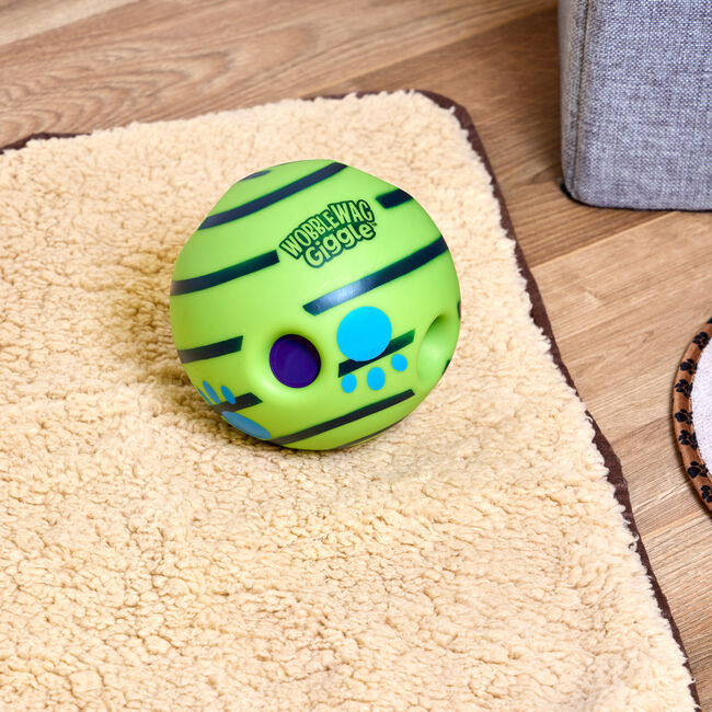 JML Wobble Wag Giggle Ball