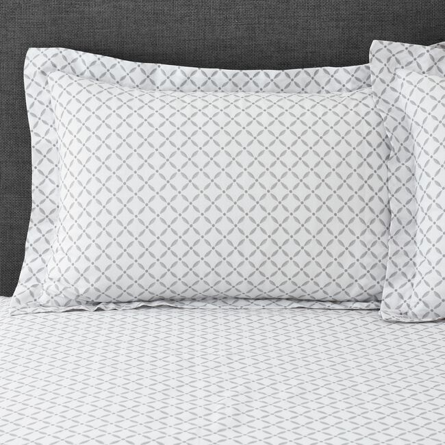 Nicole Day Maura Oxford Pillowcase Pair