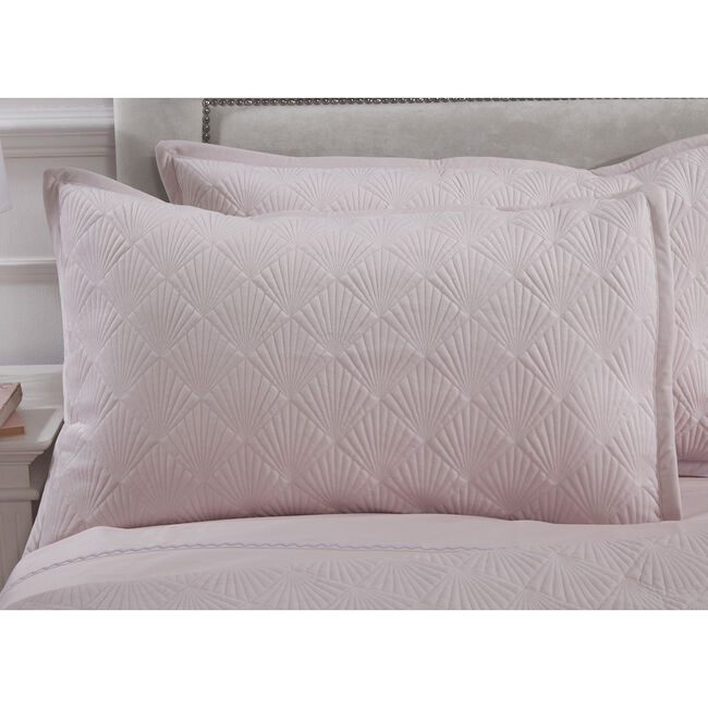 Quilted Hotel Velvet Pillowshams 50 x 75cm - Blush