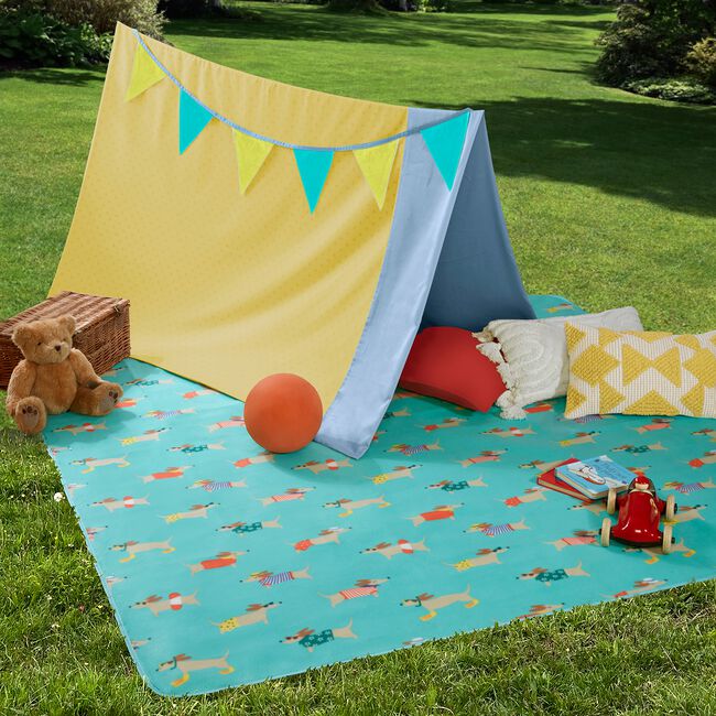 Extra Large Picnic Blanket - Dog Days