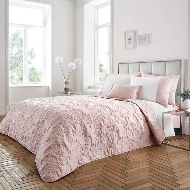 OLIVIA MARIE BLUSH 220x230cm Bedspread